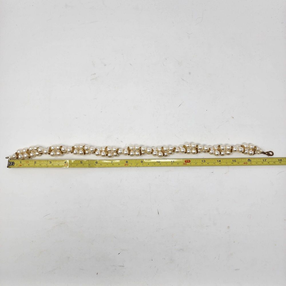 Vintage Twisted Two Strand Faux Pearl Gold Tone Metal Accents Women's Necklace - Picture 6 of 12